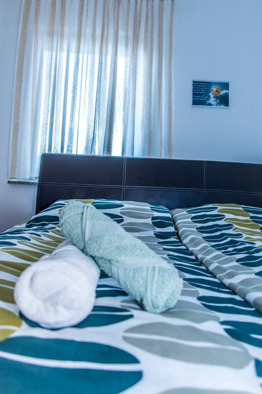 Apartment Flores Осиек Экстерьер фото