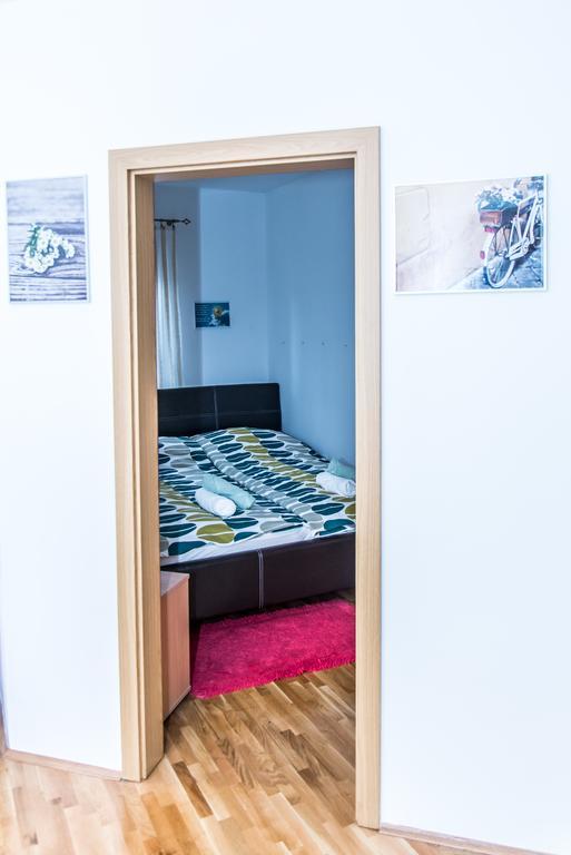 Apartment Flores Осиек Экстерьер фото