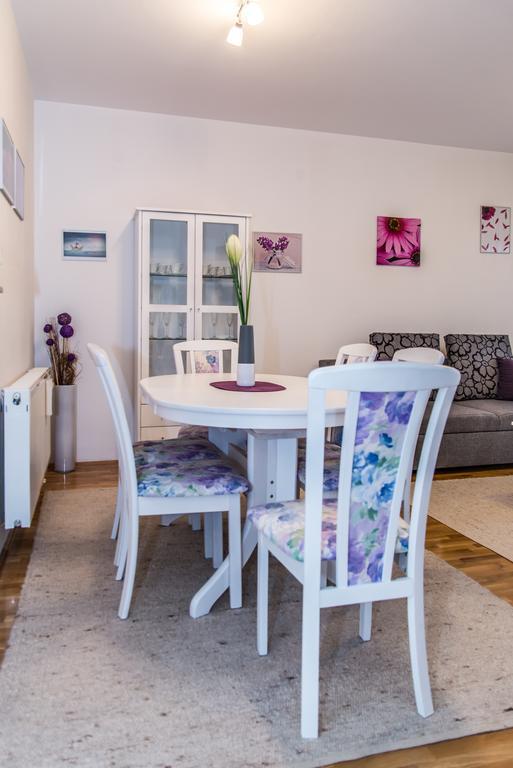 Apartment Flores Осиек Экстерьер фото