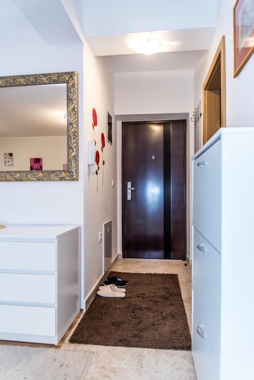 Apartment Flores Осиек Экстерьер фото