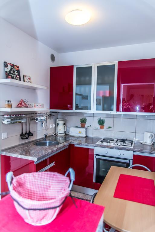 Apartment Flores Осиек Экстерьер фото